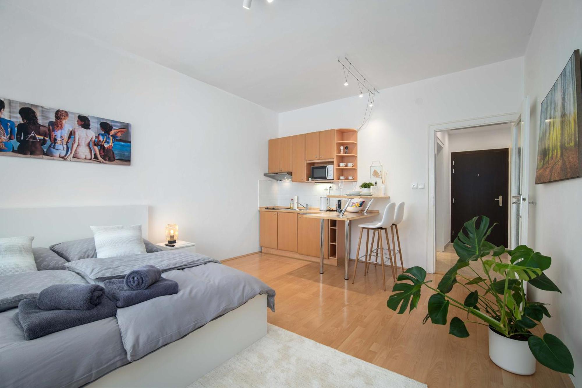 Best Location Apartment Air-Conditioned Bratislava Luaran gambar