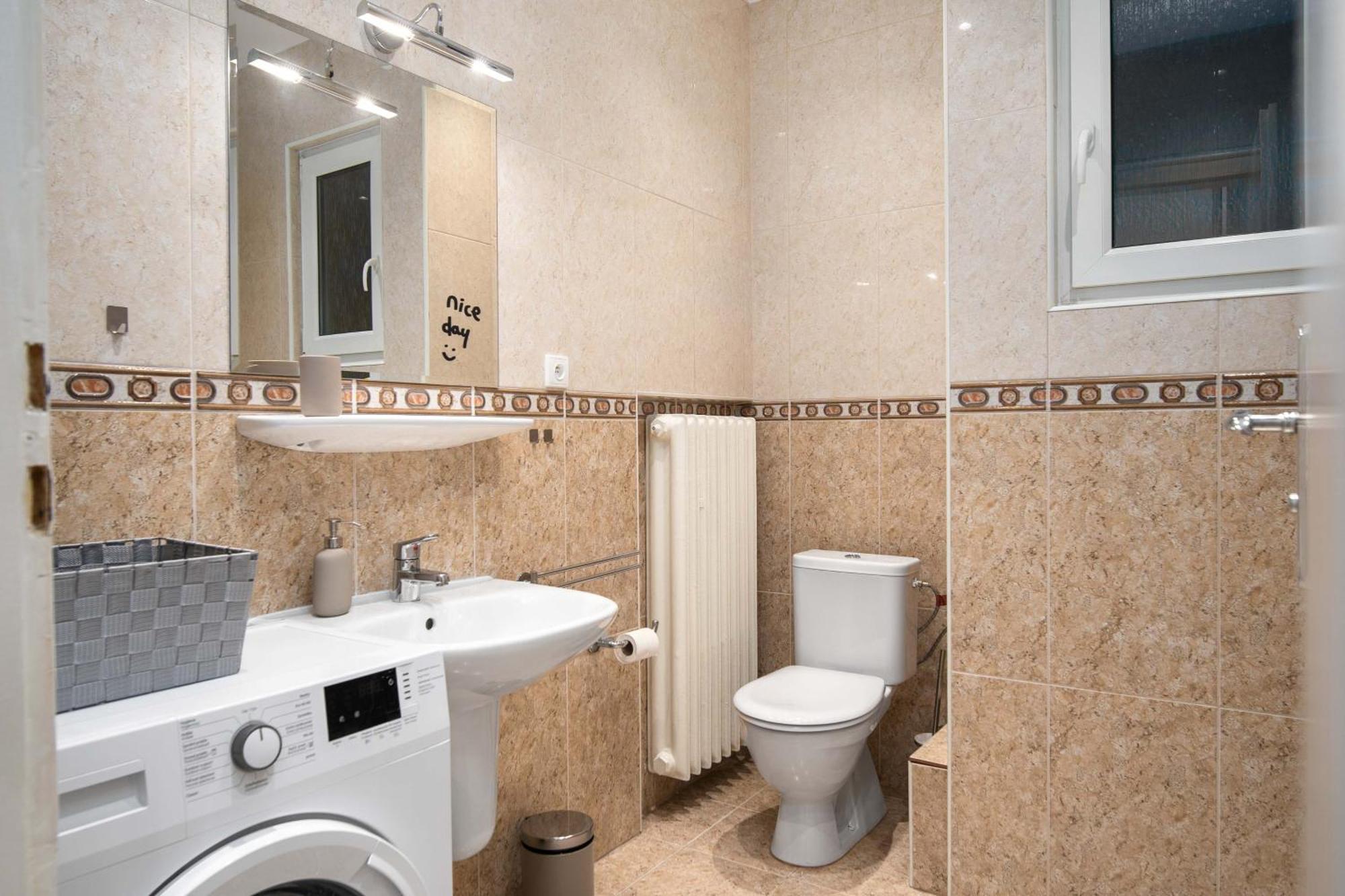 Best Location Apartment Air-Conditioned Bratislava Luaran gambar