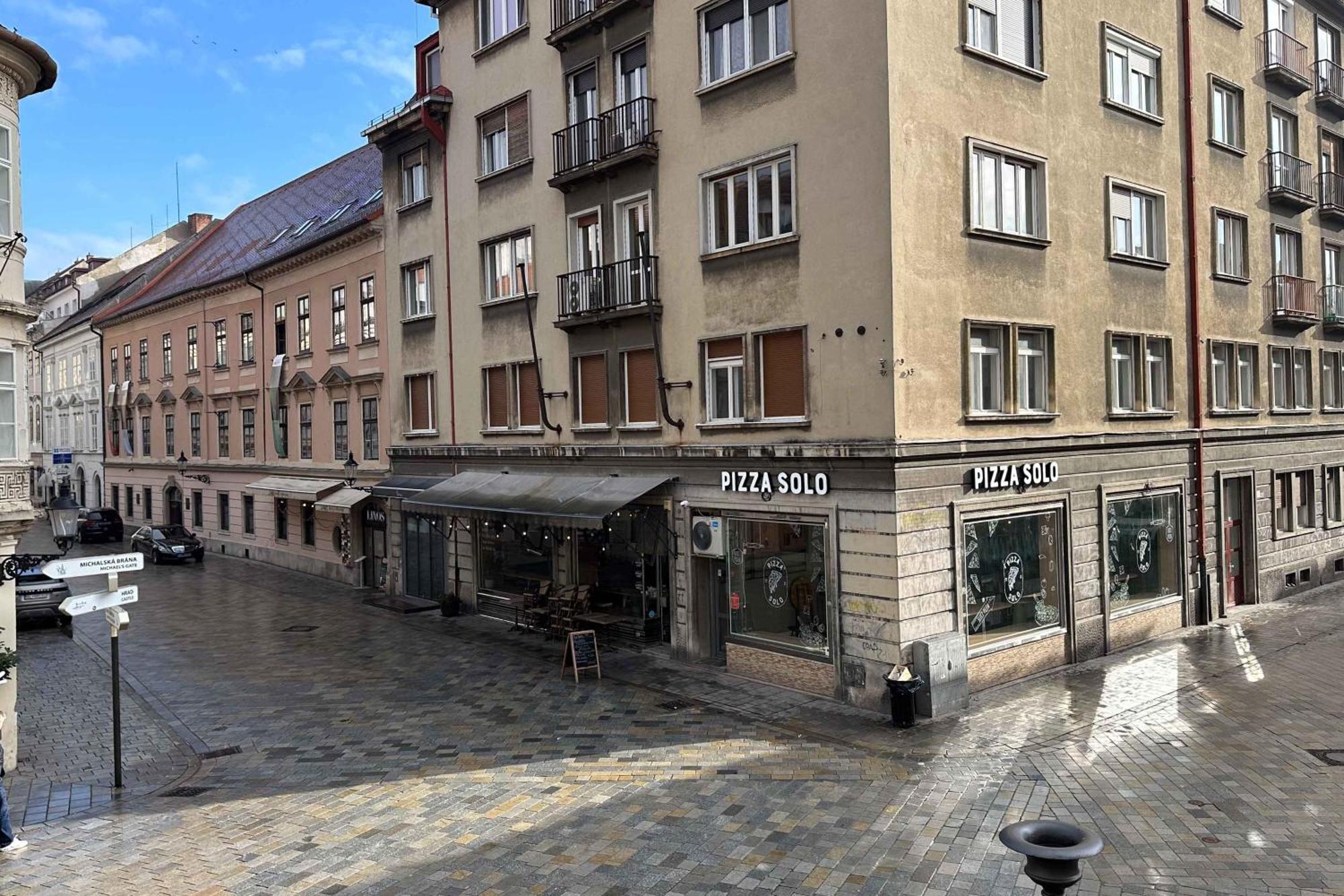 Best Location Apartment Air-Conditioned Bratislava Luaran gambar